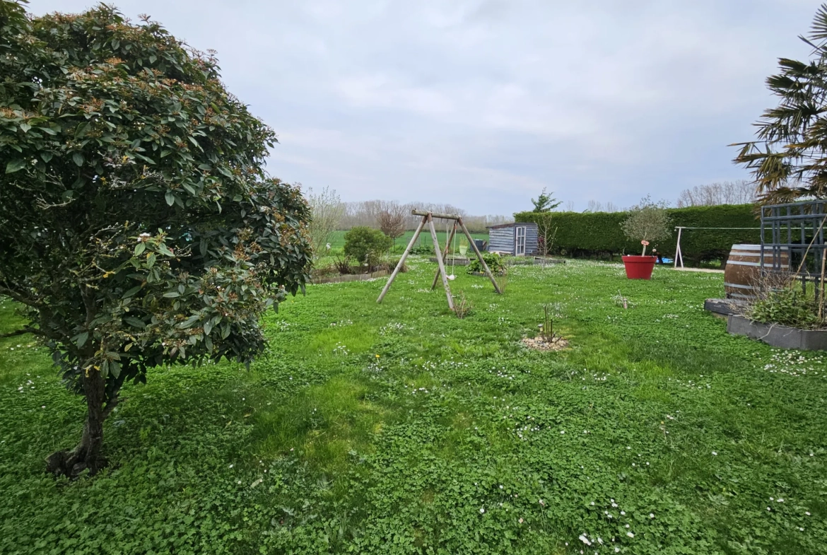 Maison plain-pied 3 chambres avec garage et jardin proche Niort 