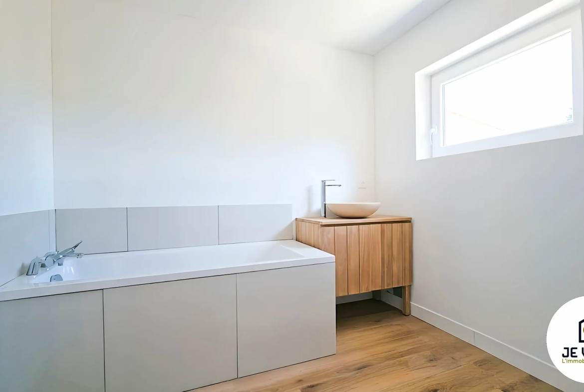 Maison flamande rénovée de 80 m² à Baisieux, moderne et lumineuse, prête à vivre 