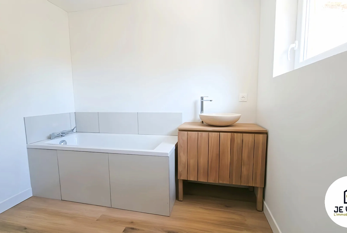 Maison flamande rénovée de 80 m² à Baisieux, moderne et lumineuse, prête à vivre 