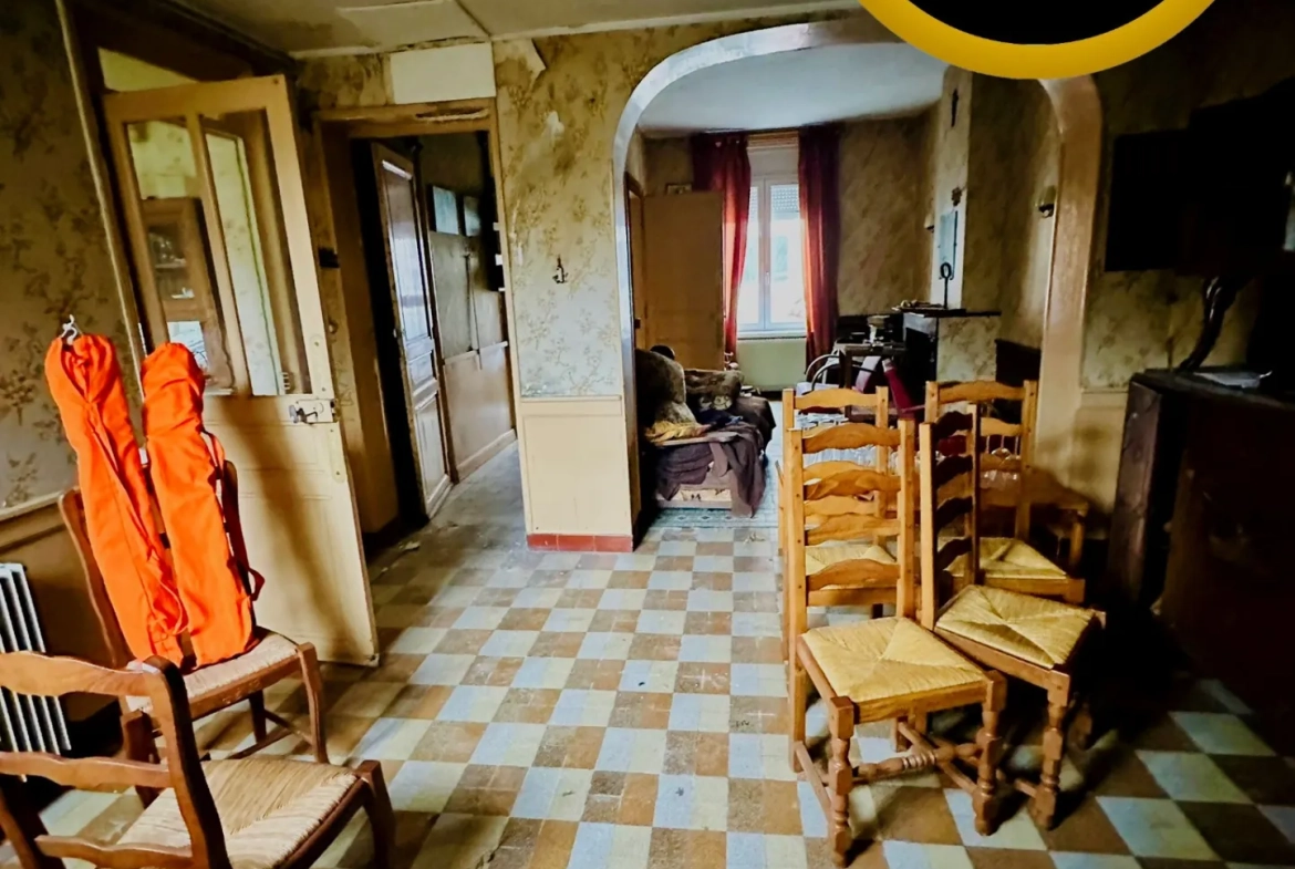 Maison de ville à vendre à Arras – potentiel de rénovation ou investissement immobilier 
