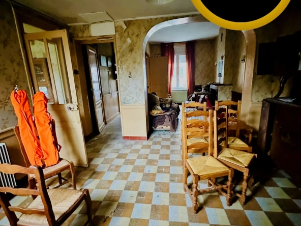 Maison de ville à vendre à Arras – potentiel de rénovation ou investissement immobilier