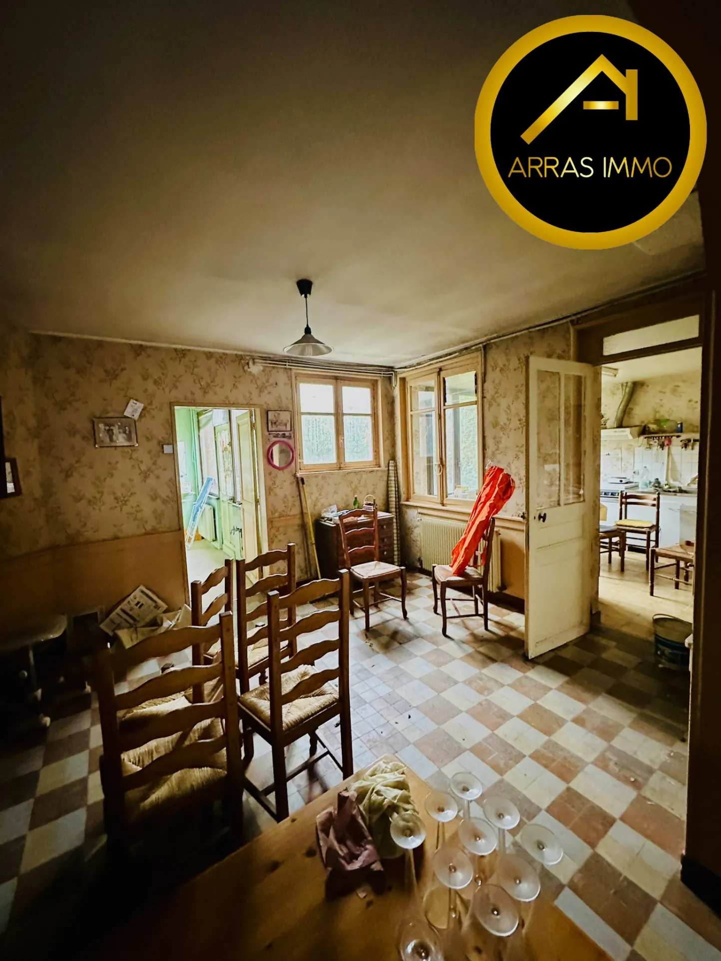 Maison de ville à vendre à Arras – potentiel de rénovation ou investissement immobilier 