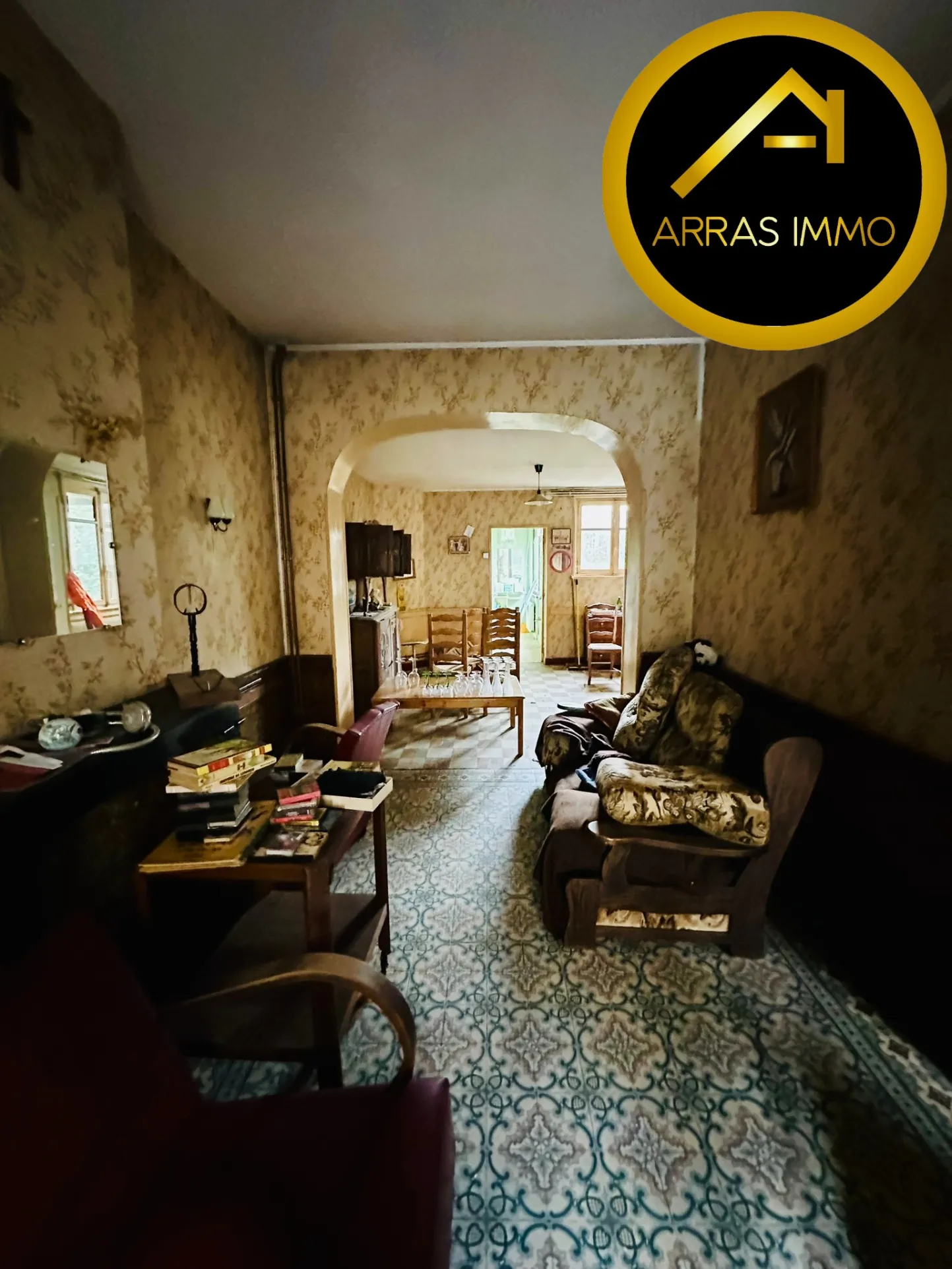 Maison de ville à vendre à Arras – potentiel de rénovation ou investissement immobilier 