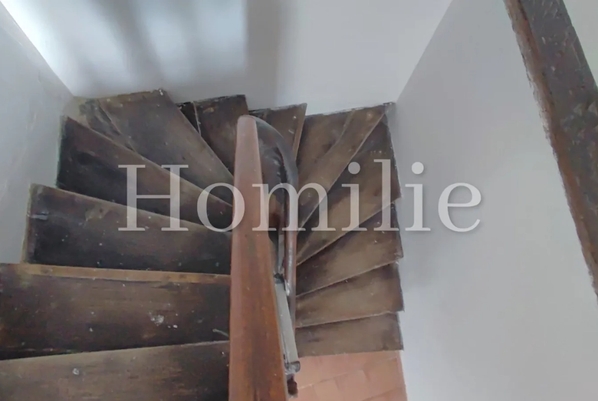 Appartement T3 de 85 m2 avec grenier aménageable près de Montrichard 