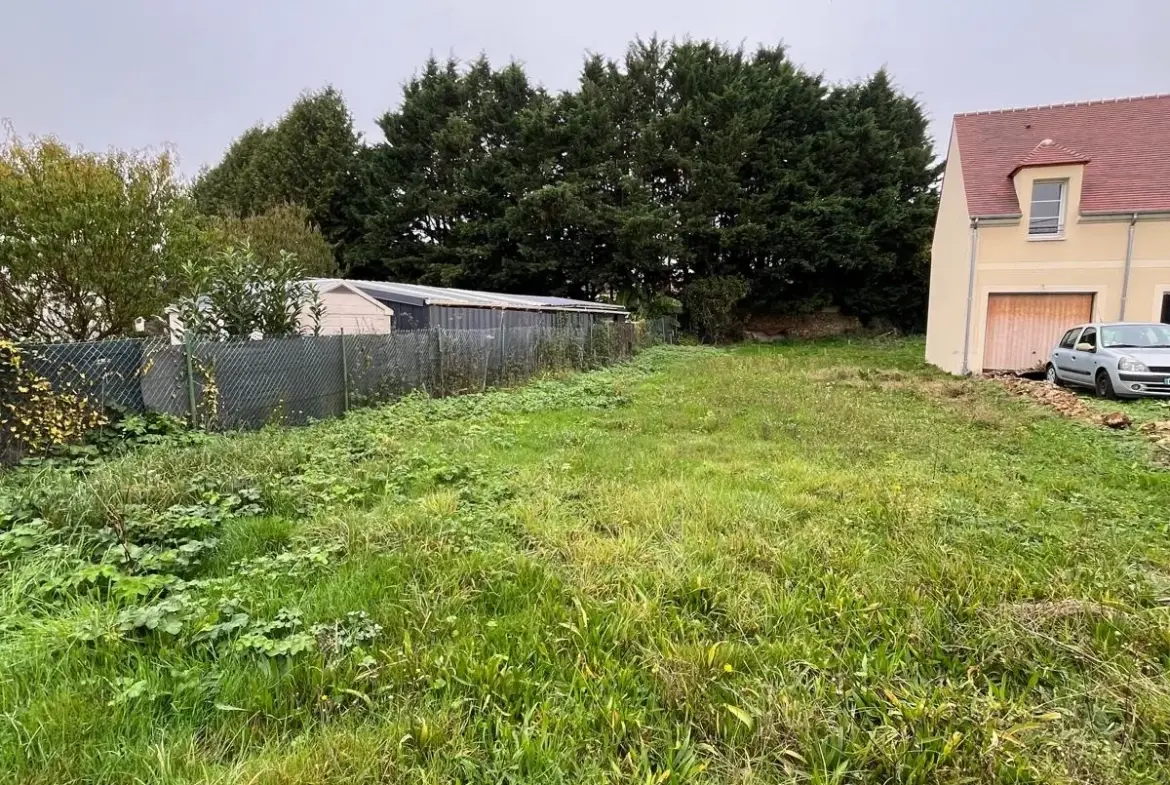 Terrain constructible de 382 m² à Moisenay avec permis validé 