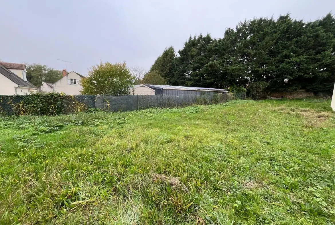 Terrain constructible de 382 m² à Moisenay avec permis validé 