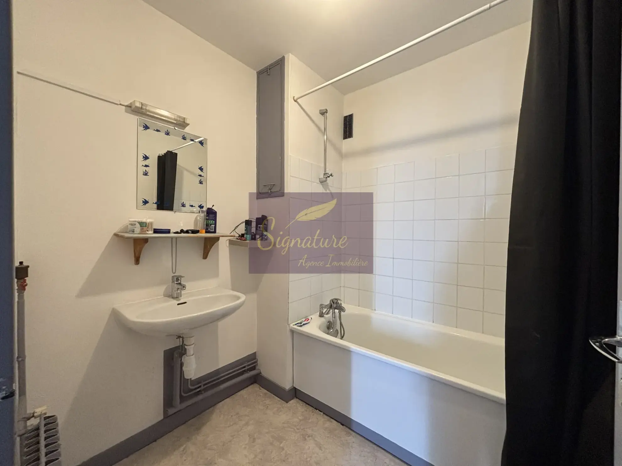 Appartement T2 lumineux avec balcon au dernier étage à Le Mans 
