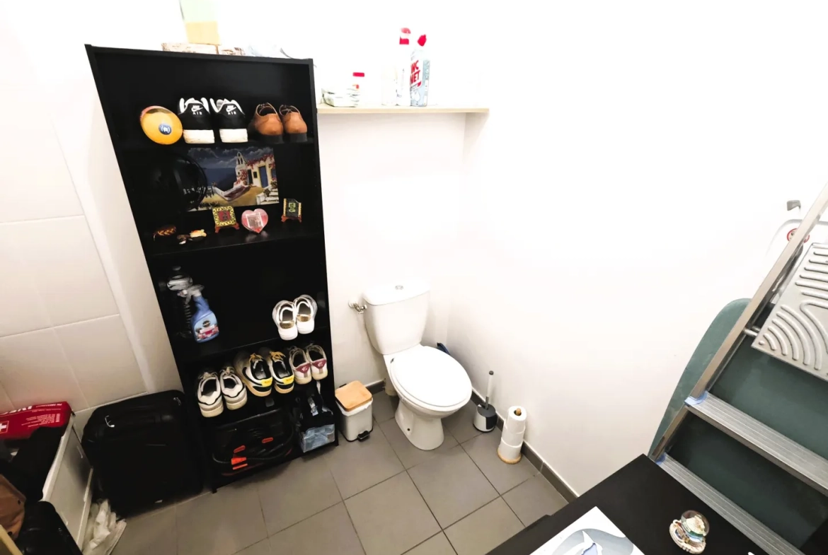 Appartement T2 avec terrasse, parking et emplacement central à Tourcoing 