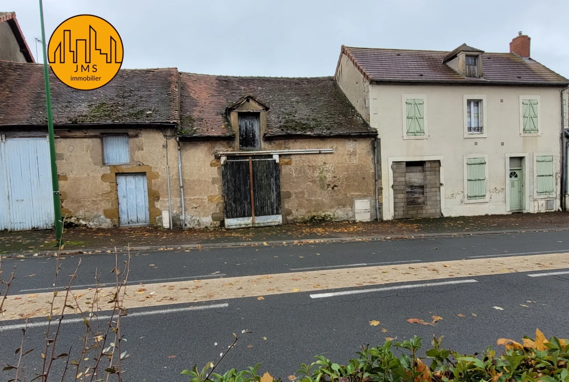 Maison à rénover avec garages et jardin à Montmaurault - Opportunité à saisir 
