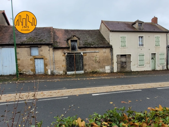 Maison à rénover avec garages et jardin à Montmaurault - Opportunité à saisir 