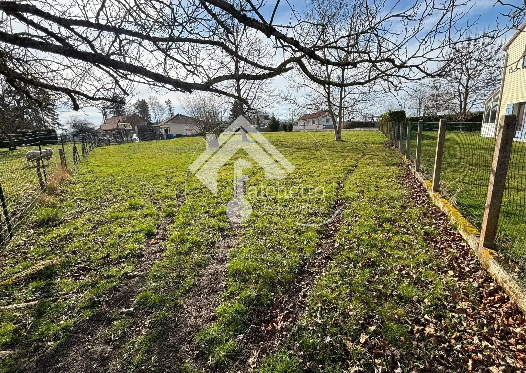 Terrain à bâtir de 1055 m² à Mons - Vue dégagée et divisible 