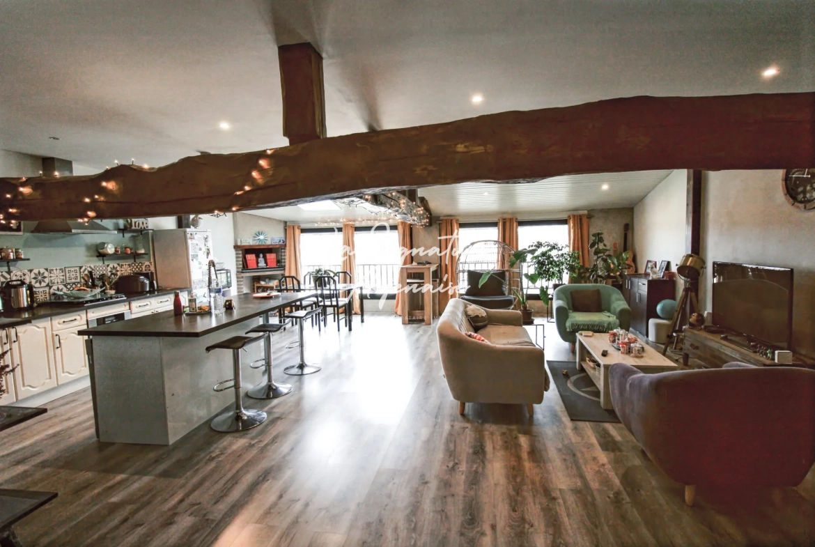 Appartement de 125 m2 avec 3 chambres, garage privé à Villeneuve-sur-Lot 