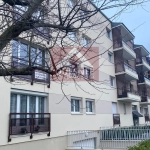 Appartement T3 à Caen de 82m² avec parking, cave et travaux à prévoir