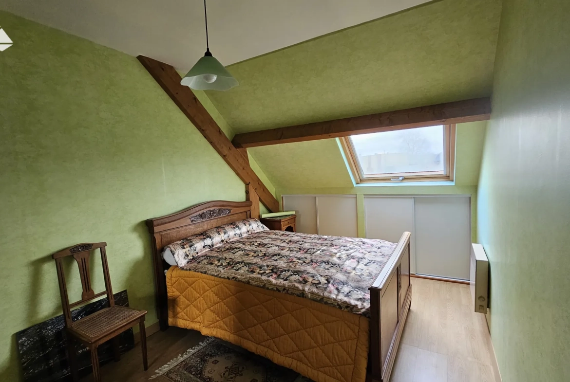 Maison 6 pièces avec 5 chambres à Totes - Terrain clos de 1200 m² 