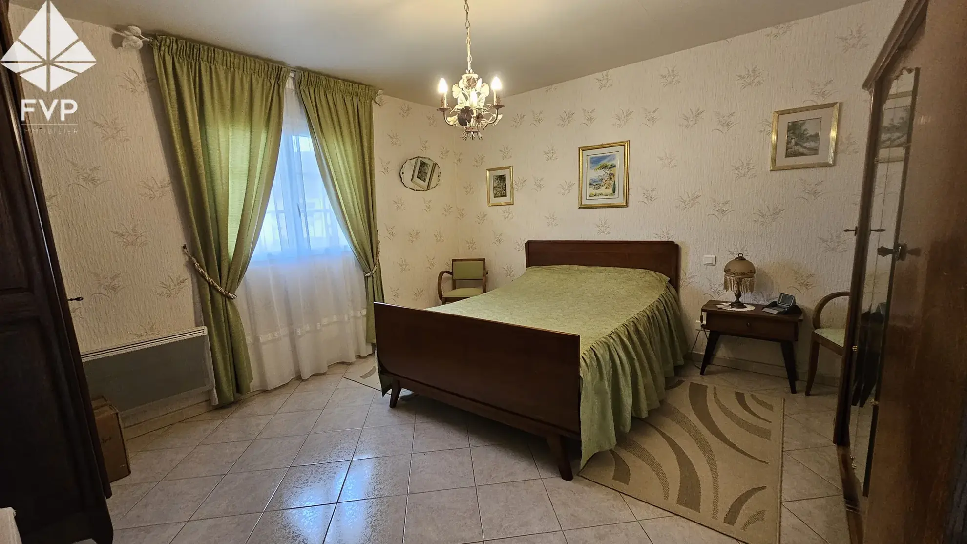 Maison 6 pièces avec 5 chambres à Totes - Terrain clos de 1200 m² 
