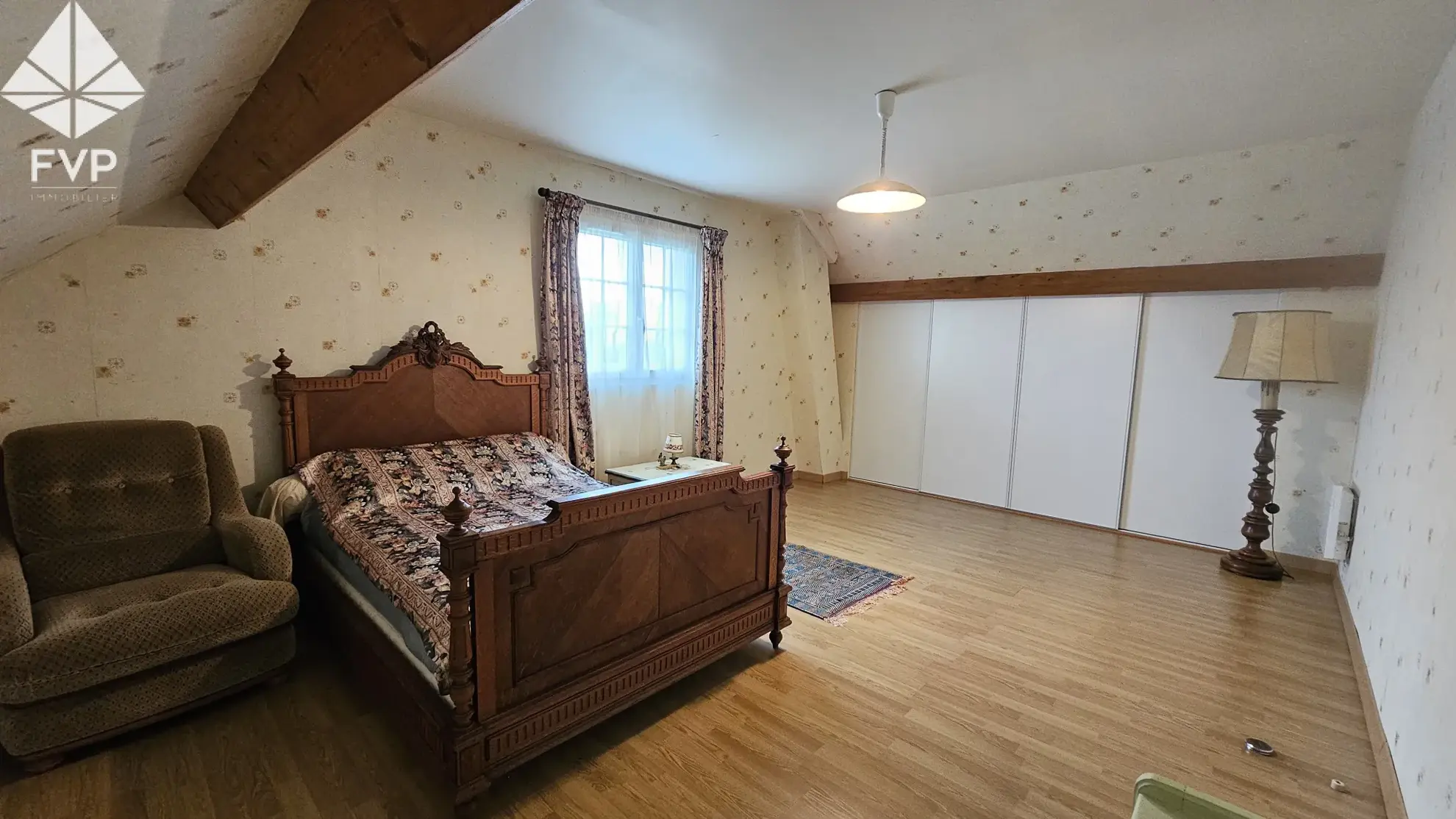Maison 6 pièces avec 5 chambres à Totes - Terrain clos de 1200 m² 