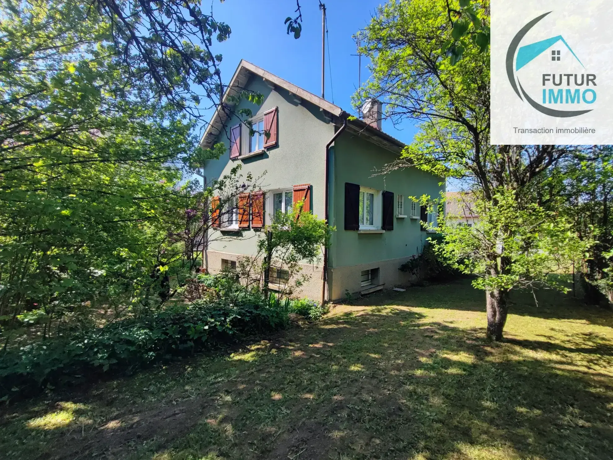 Maison individuelle F5 à Pont de Roid, 92 m², terrain 14 ares, proche commodités 