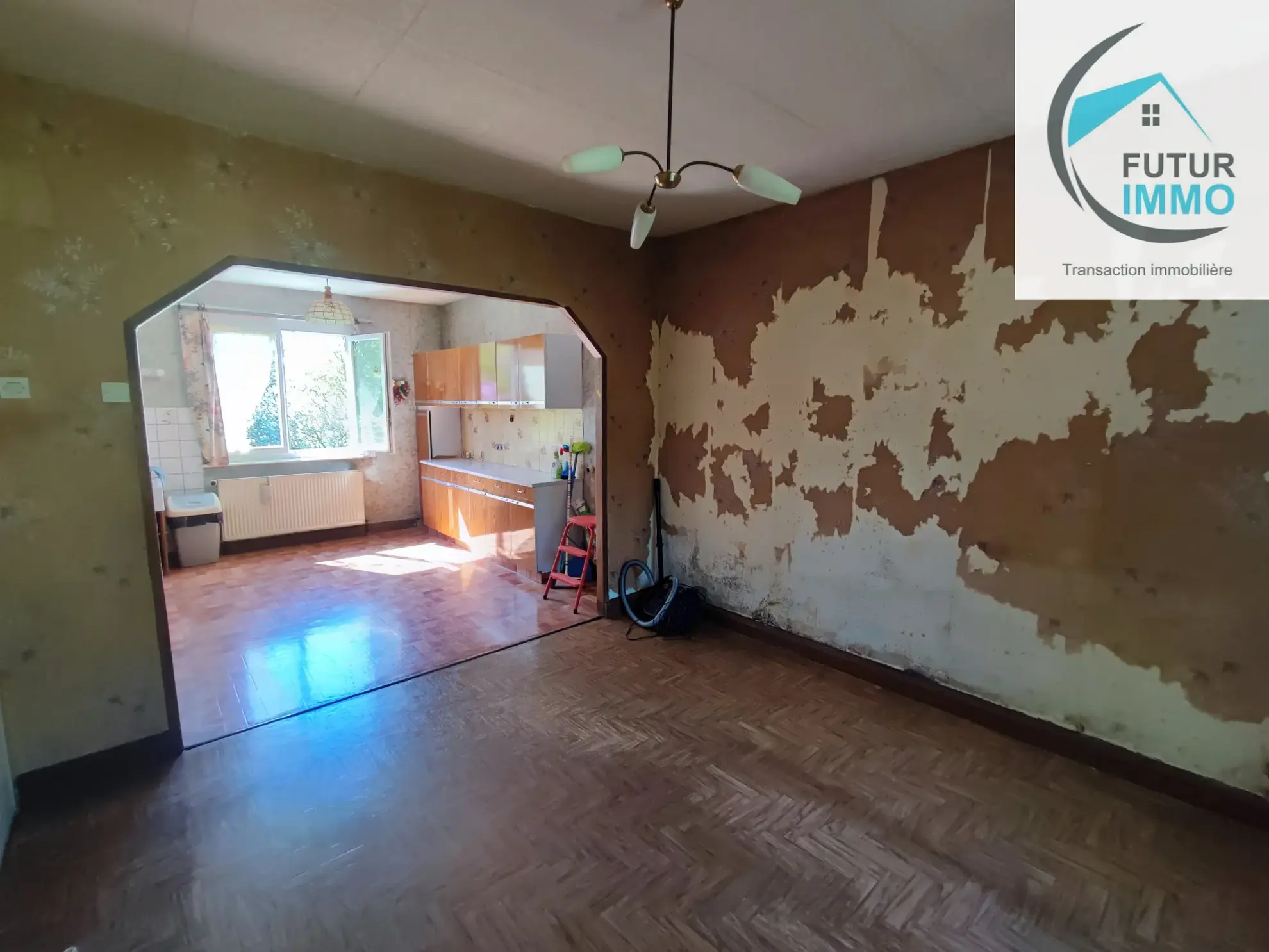 Maison individuelle F5 à Pont de Roid, 92 m², terrain 14 ares, proche commodités 