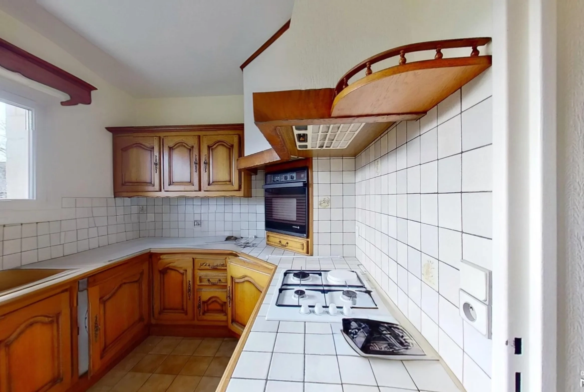 Maison à rénover de 107 m² à vendre à Herouville Saint Clair 