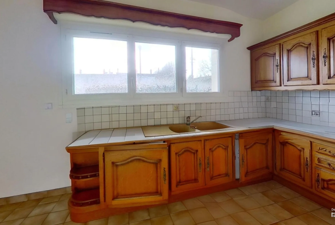 Maison à rénover de 107 m² à vendre à Herouville Saint Clair 