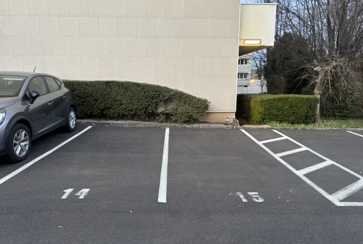 Appartement T2 de 56m² avec parking à Chamalieres 