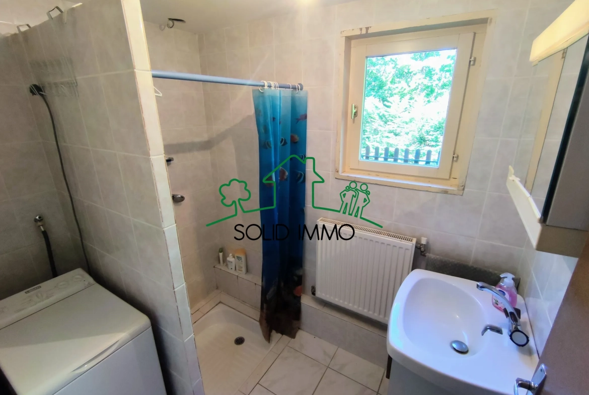 Maison de 50 m² avec terrain arboré à Joannas, idéal nature 