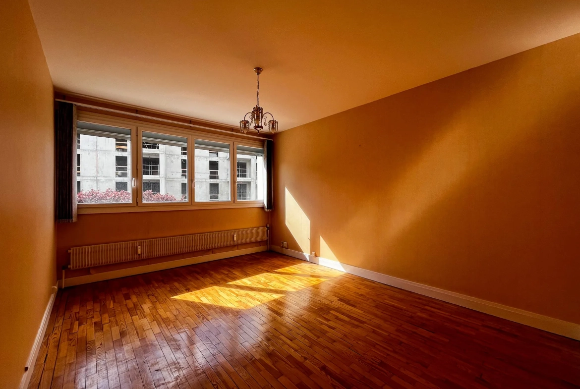 Appartement T2 de 56m² avec parking à Chamalieres 