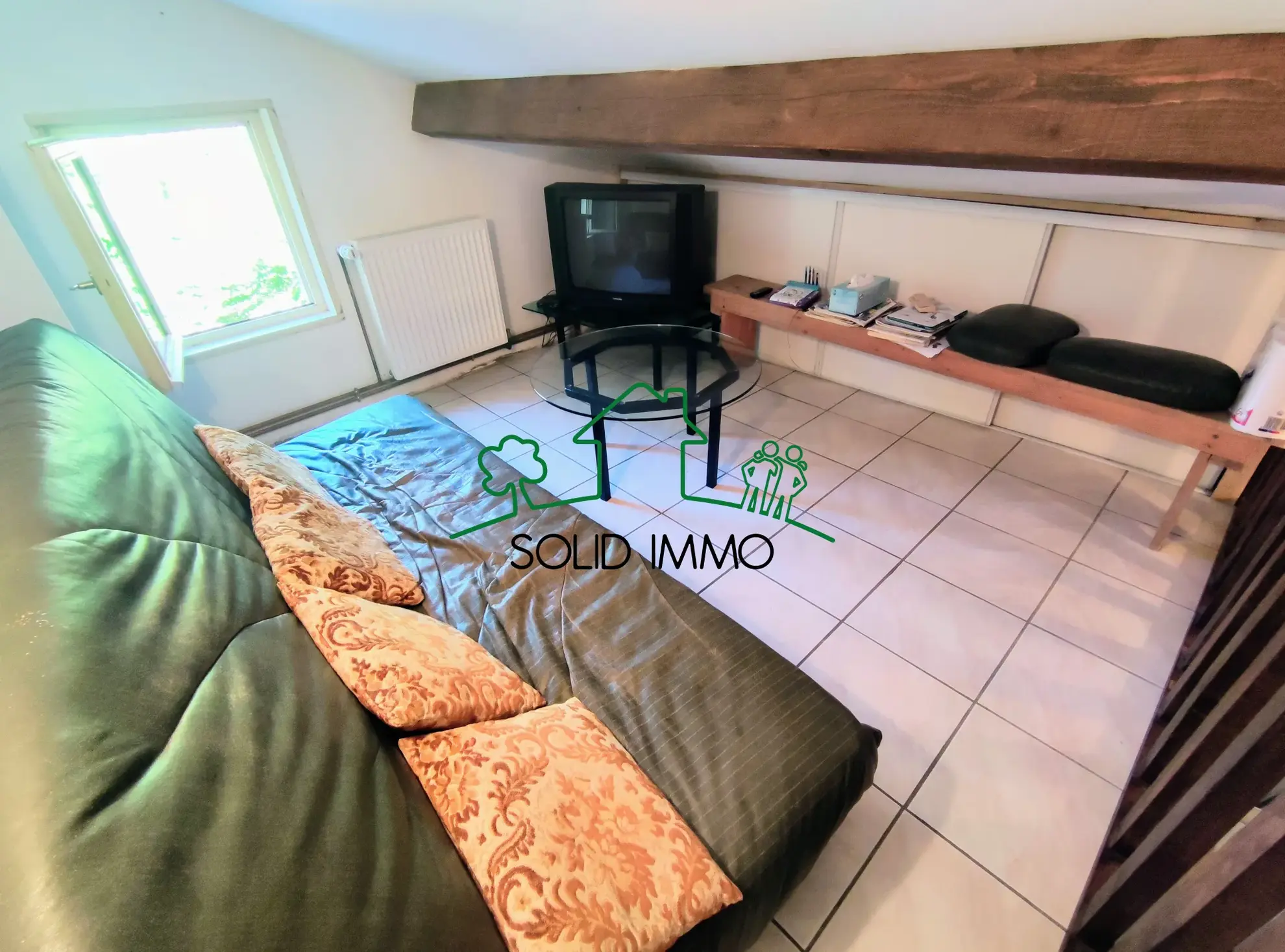Maison de 50 m² avec terrain arboré à Joannas, idéal nature 
