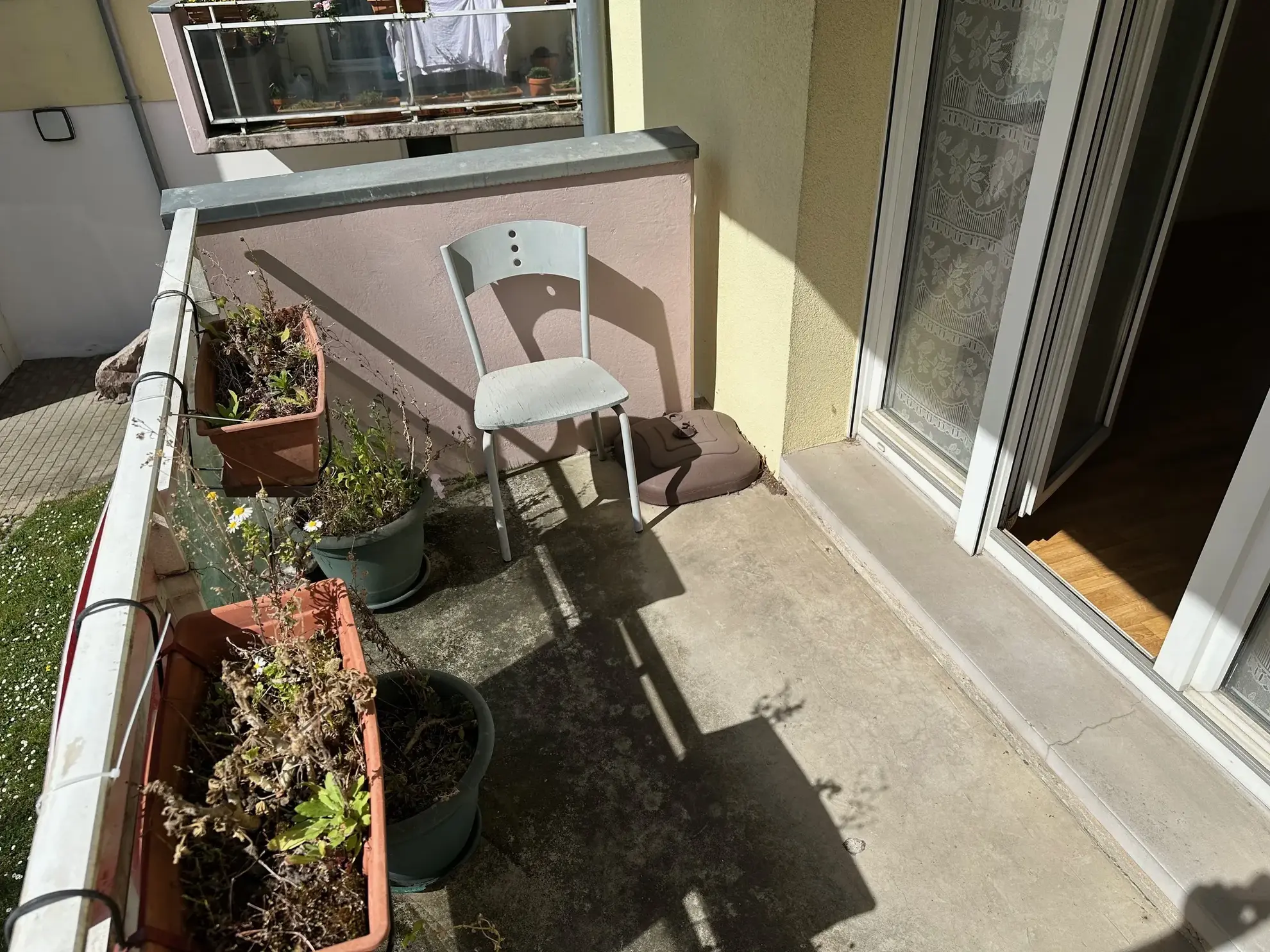 Appartement 2 pièces à vendre à Strasbourg Neuhof avec balcon, cave et parking 