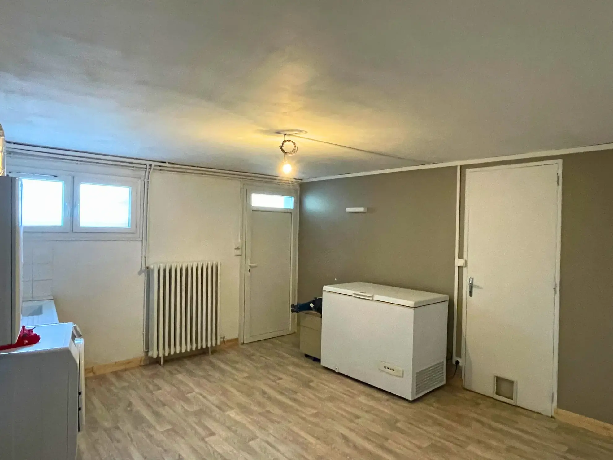 Maison rénovée à Cognac avec cour, garage et orientation sud 