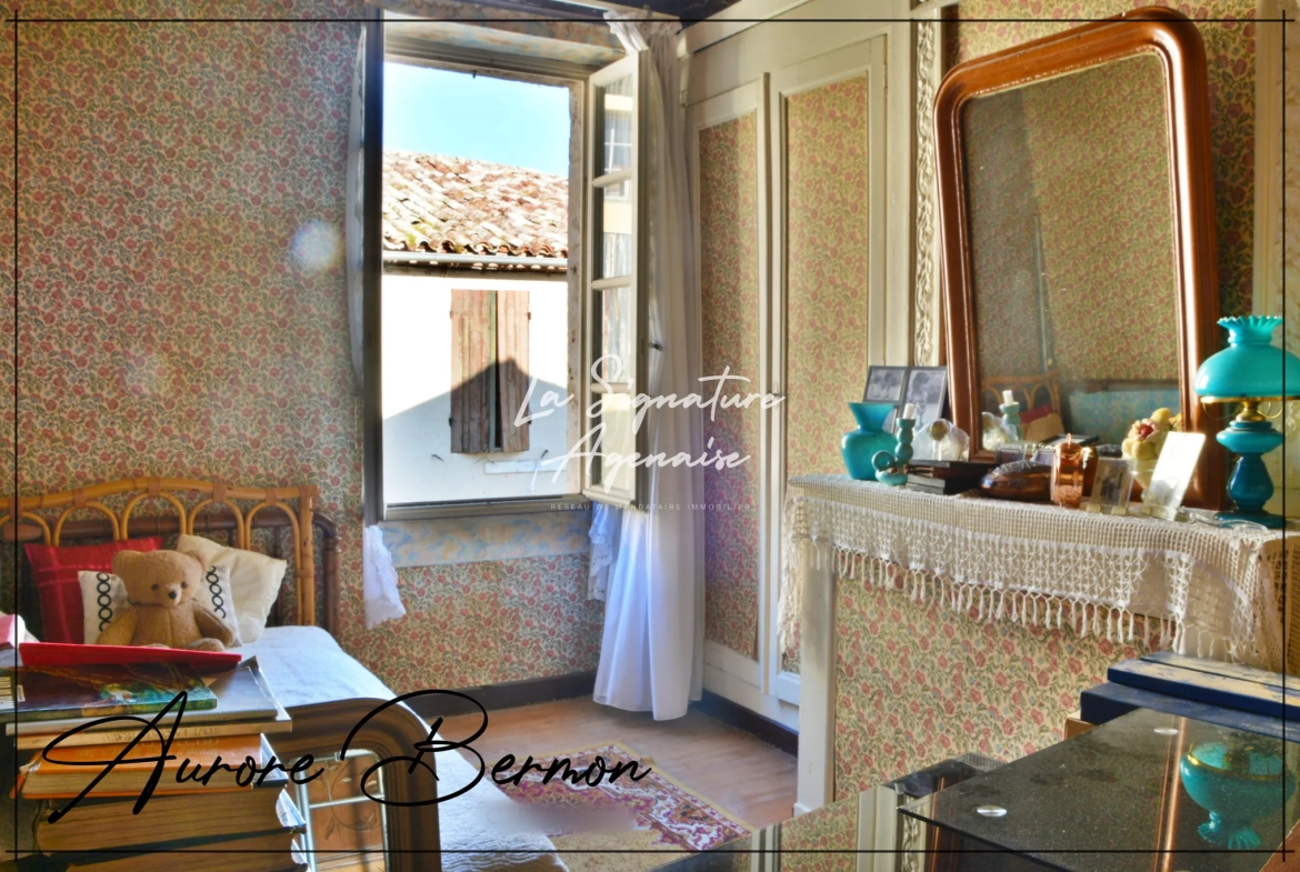 Maison en pierre de 113 m² avec cour intérieure et jardin à Vianne 