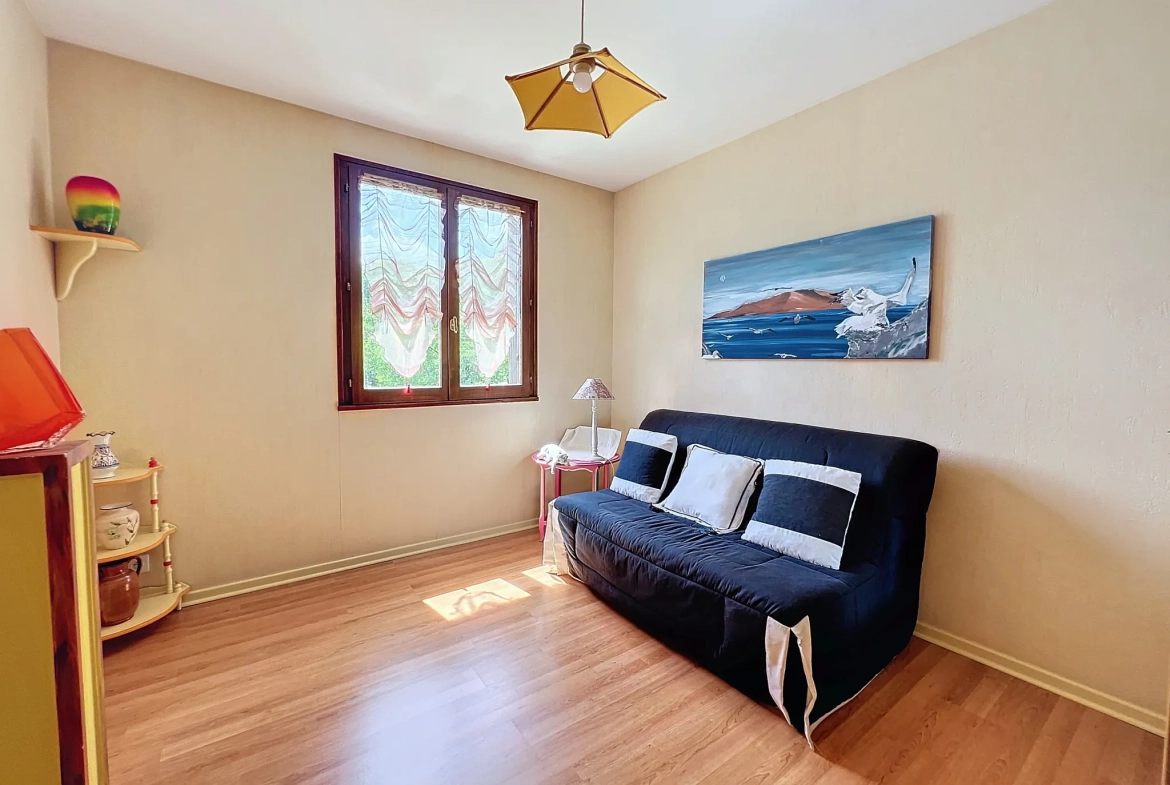 Maison 3 chambres avec jardin et garage à Gleizé - Opportunité à ne pas manquer 