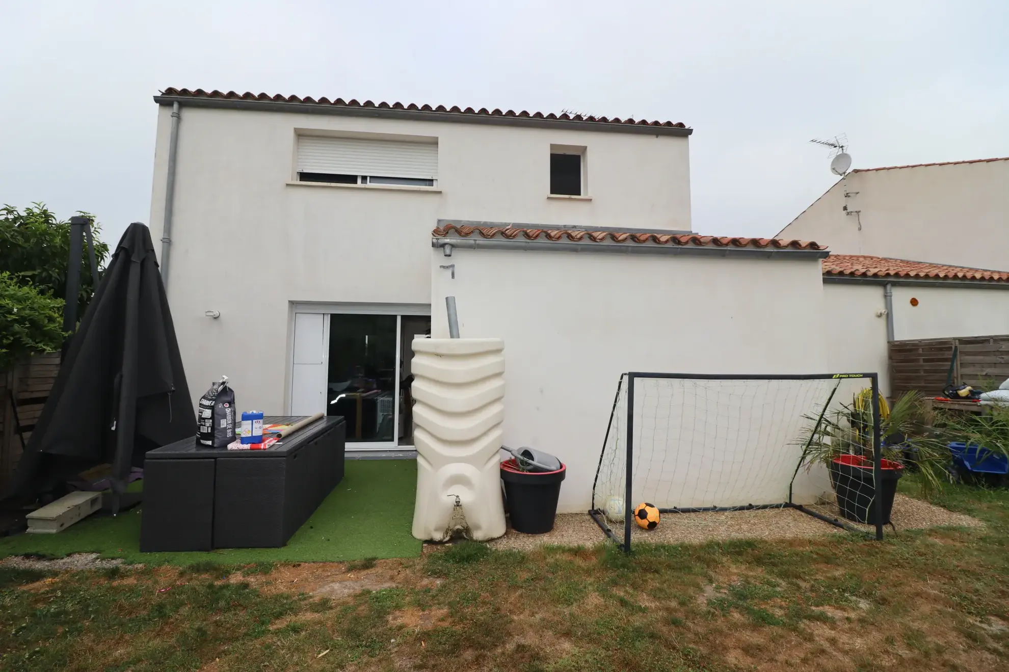 Charmant pavillon de 120 m² à Arces proche Cozes avec garage et terrasse 