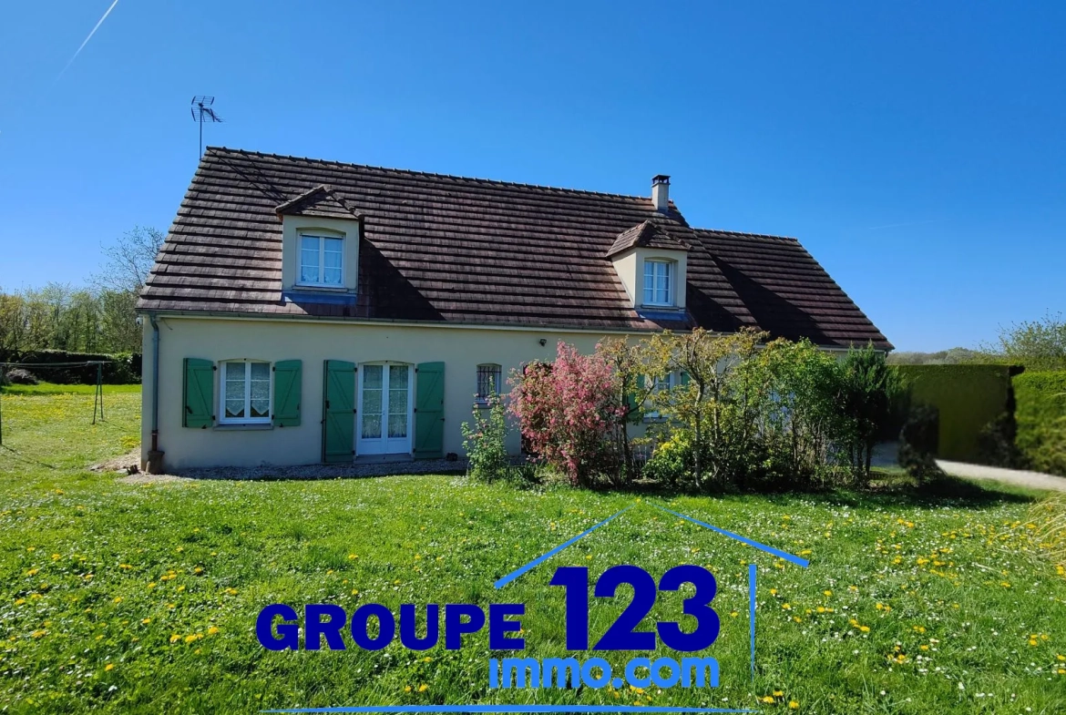 Maison familiale lumineuse avec jardin, garage et chalet en HauteVive - Quartier paisible 