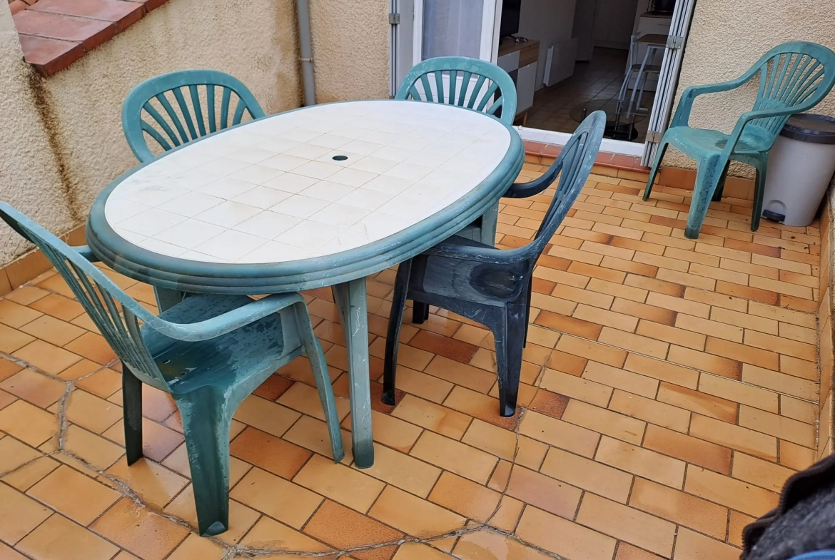 Appartement F2 avec terrasse à Amélie-les-Bains proche des thermes 