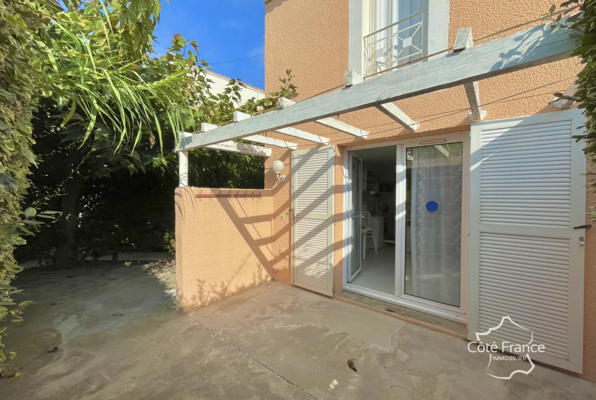 Villa de vacances de 37 m² à 300 mètres de la plage à Marseillan-Plage 