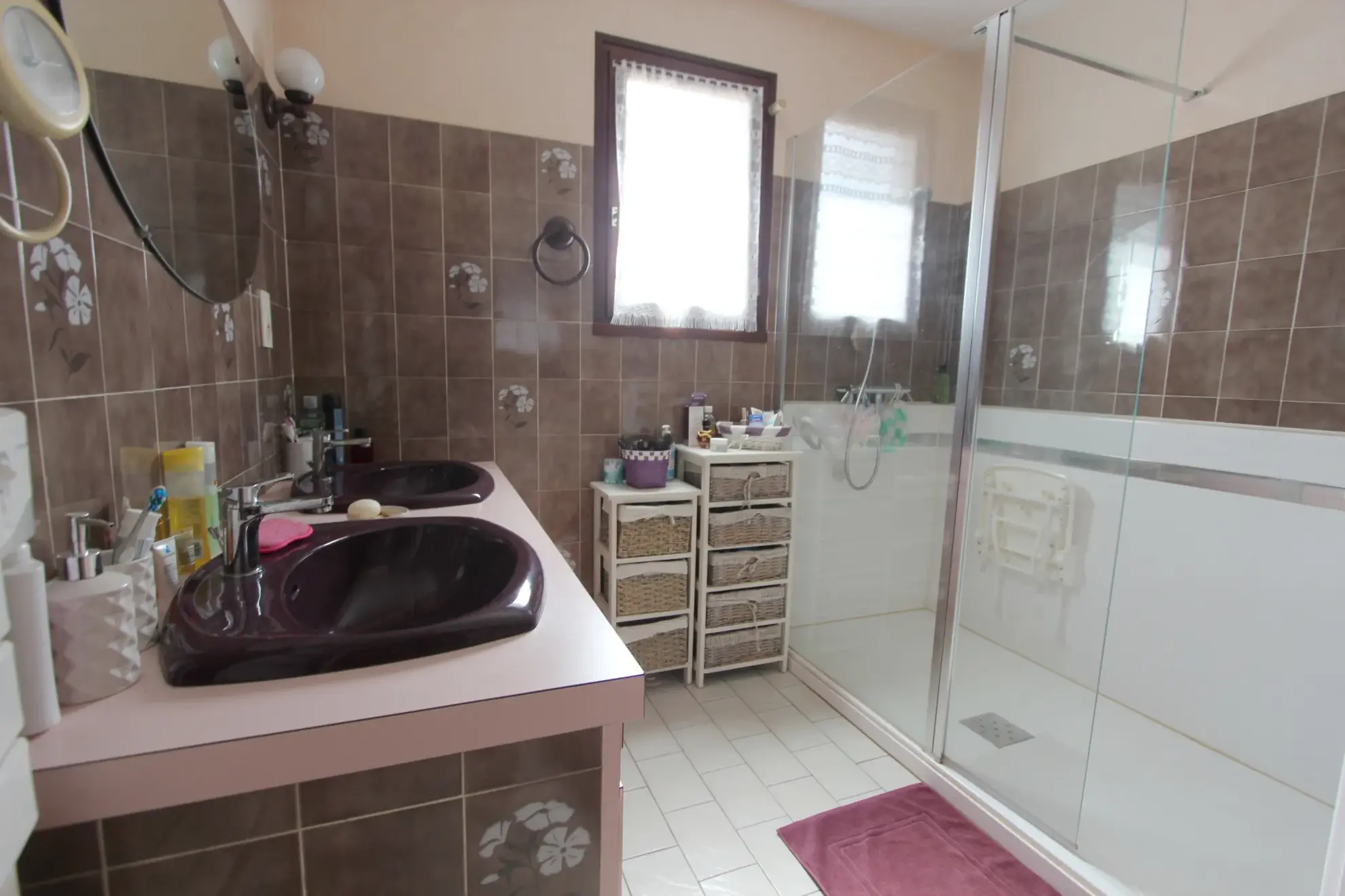 Maison de plain-pied avec jardin, garage et dépendance à Niort en exclusivité 
