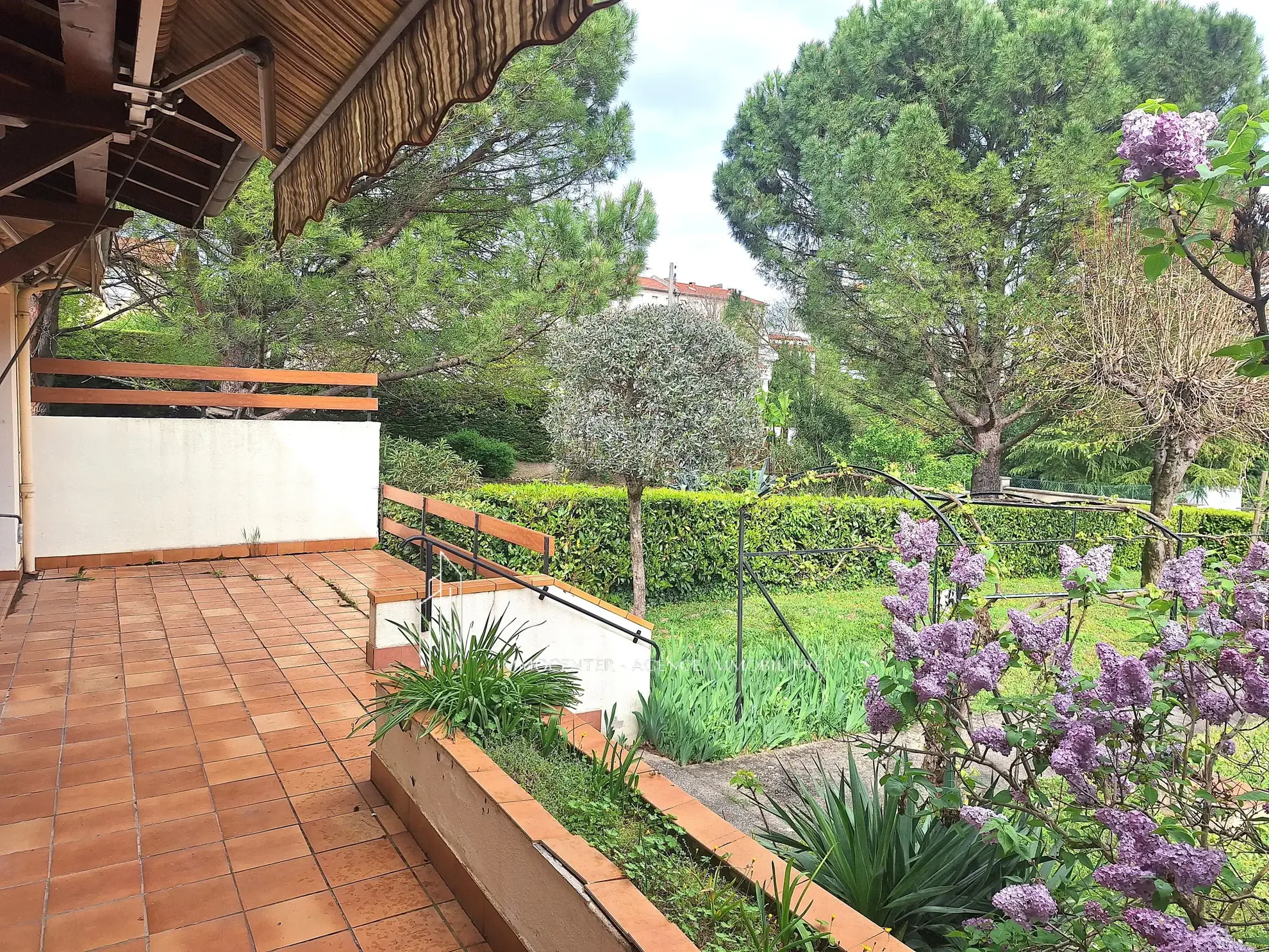 Maison à vendre de 86 m² avec jardin à Romans-sur-Isère près des commodités 