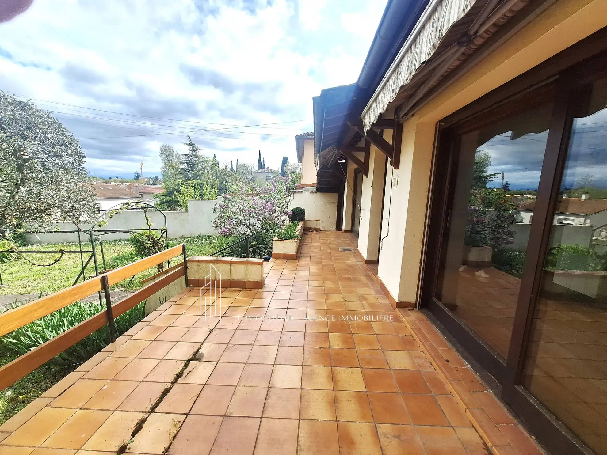 Maison à vendre de 86 m² avec jardin à Romans-sur-Isère près des commodités 