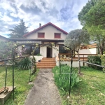 Maison à vendre de 86 m² avec jardin à Romans-sur-Isère près des commodités