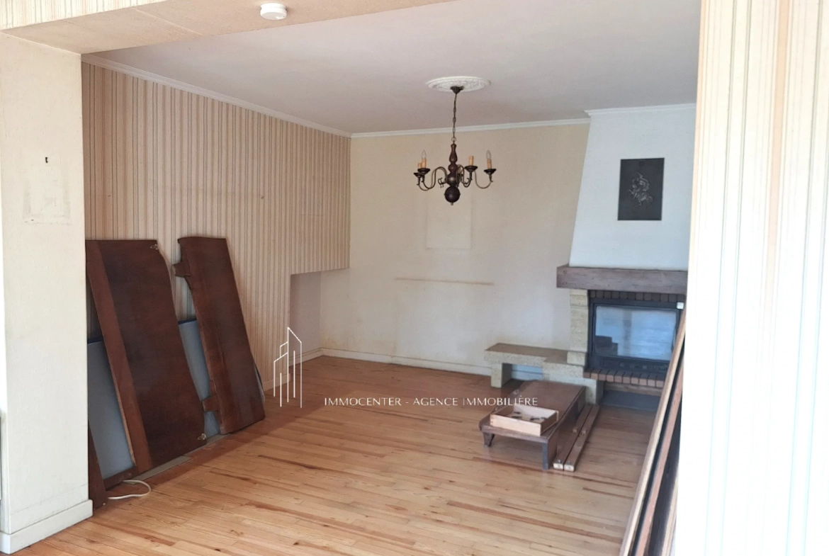Maison à vendre de 86 m² avec jardin à Romans-sur-Isère près des commodités 