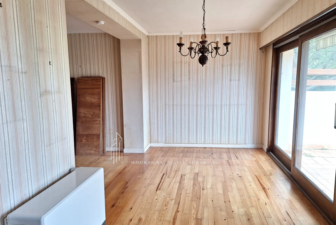 Maison à vendre de 86 m² avec jardin à Romans-sur-Isère près des commodités 