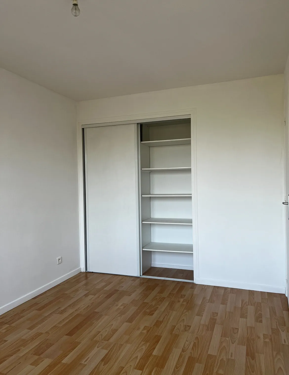 Appartement T3 lumineux avec vue dégagée à Villefranche-sur-Saône 