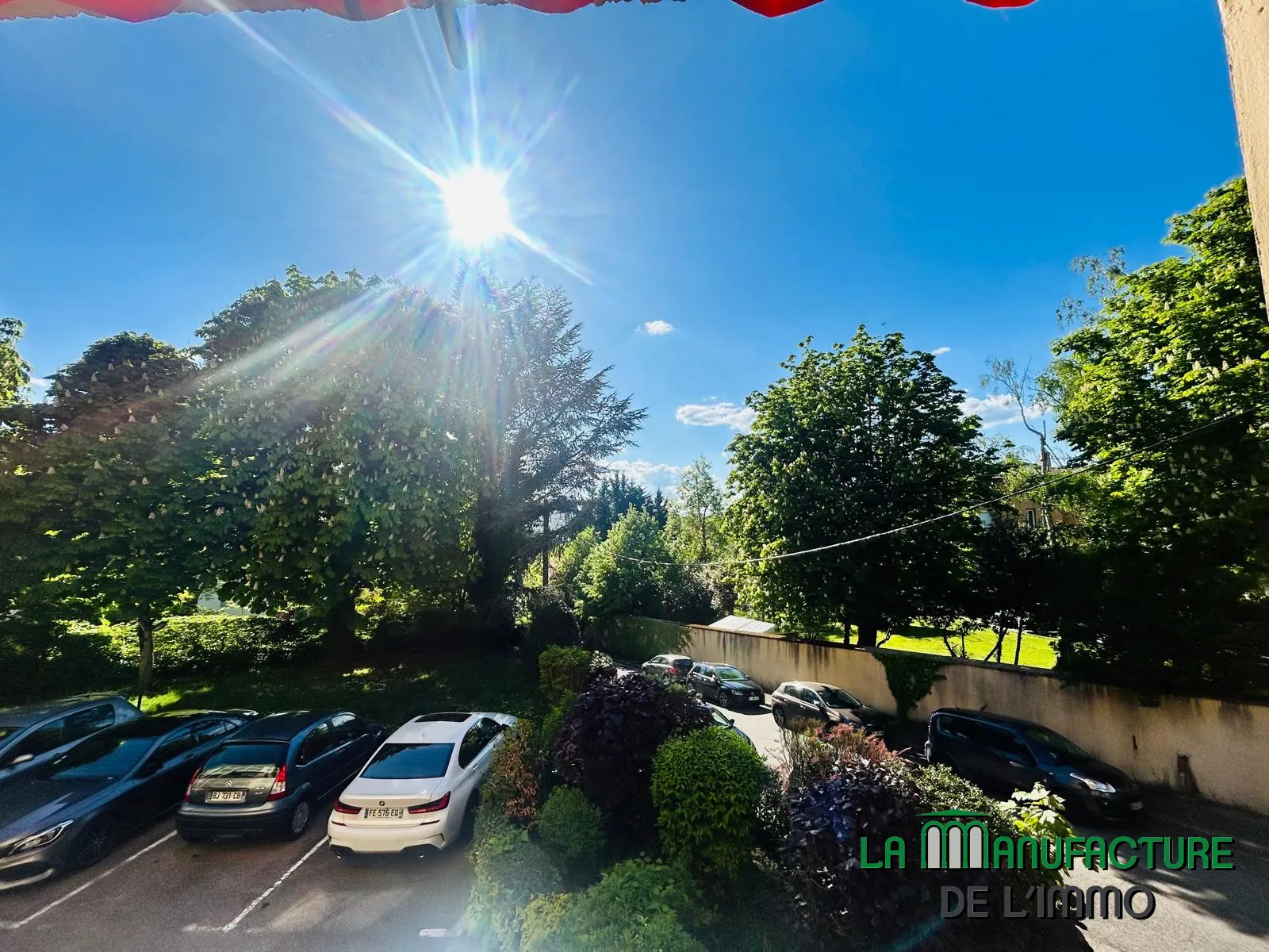 Appartement F4 lumineux de 73 m² à Saint-Étienne avec parking et balcon 