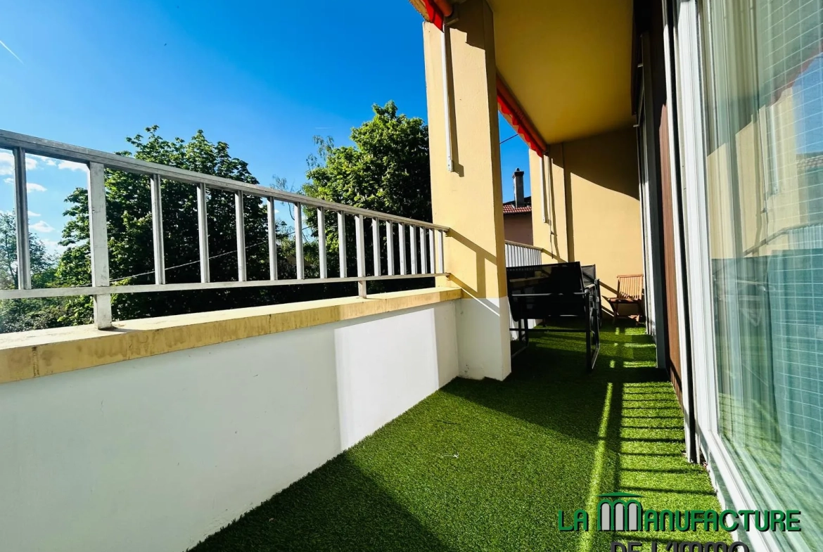 Appartement F4 lumineux de 73 m² à Saint-Étienne avec parking et balcon 