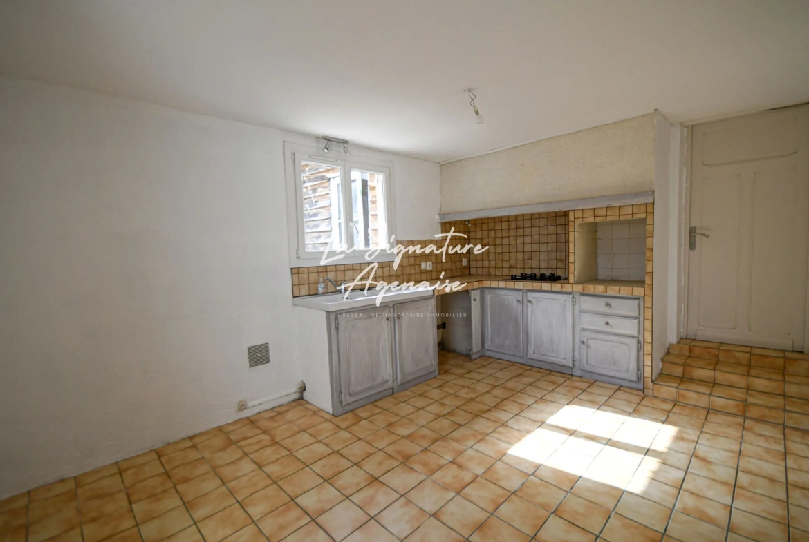 Maison en pierre à vendre à Agen – 3 chambres, grand jardin, charme authentique 
