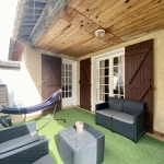 Grande maison à Vias avec terrasse, garage et potentialité de studio indépendant