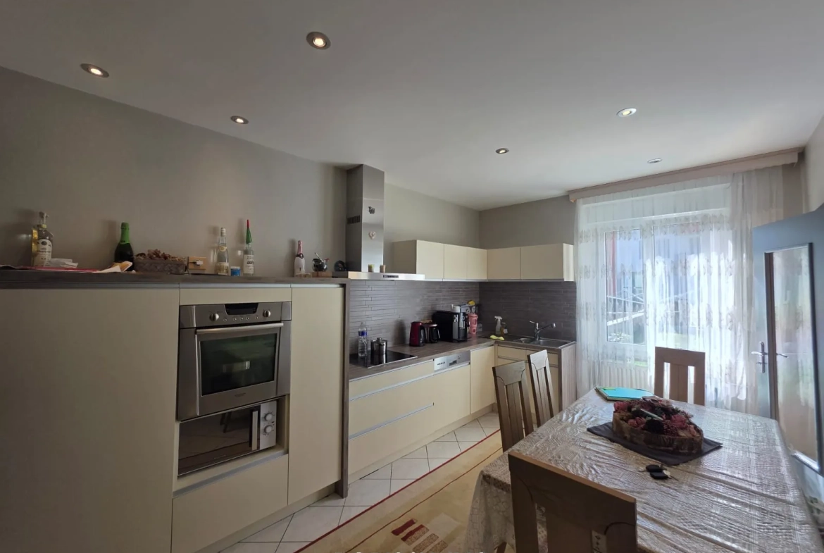 Maison mitoyenne à Hirsingue de 61 m2 avec jardin et garage 