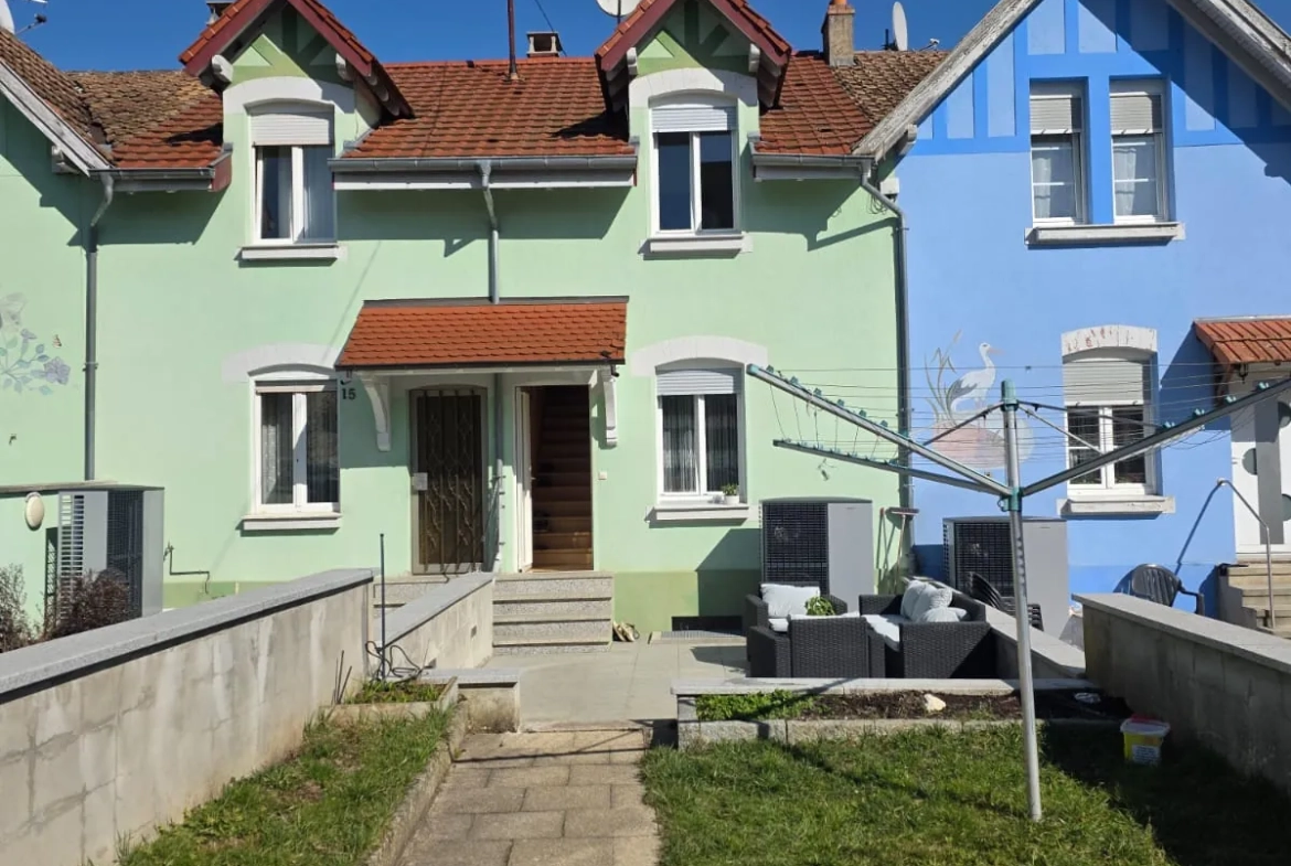 Maison mitoyenne à Hirsingue de 61 m2 avec jardin et garage 