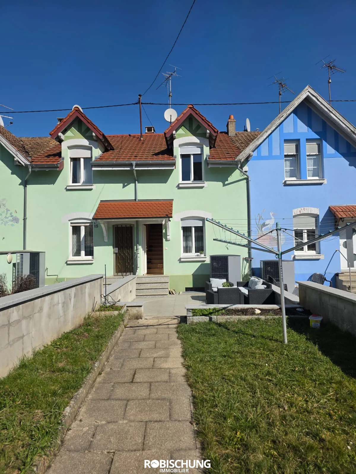 Maison mitoyenne à Hirsingue de 61 m2 avec jardin et garage 